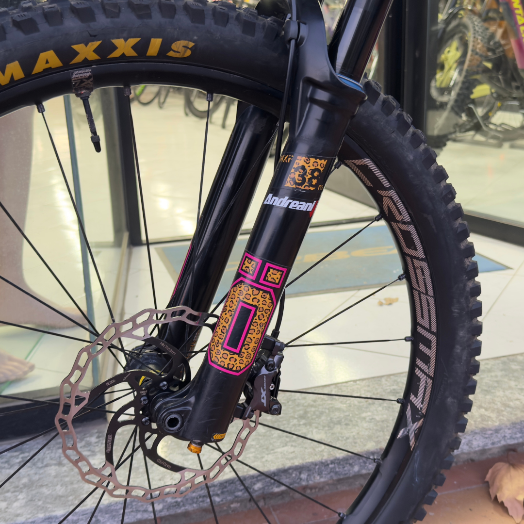 Coprisella Velo con inserti in gel standard, modello MTB